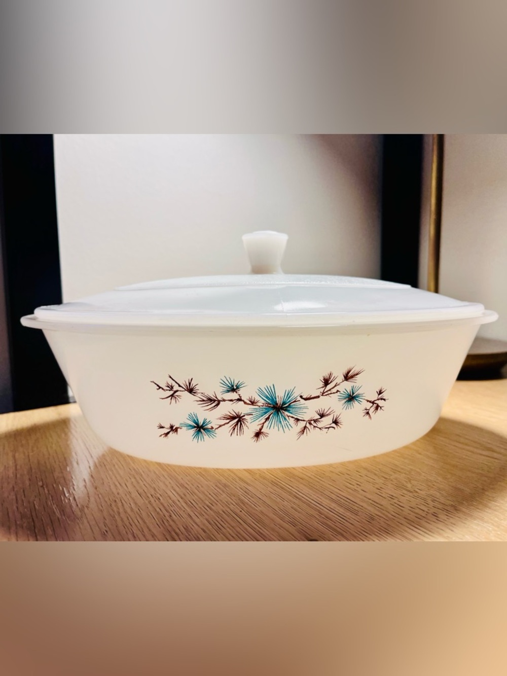 VTG Glasbake casserole dish with lid "Frost Pine" pattern # J-224 milk glass 2QT